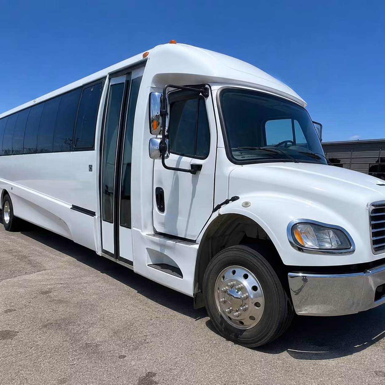 18 passenger minibus