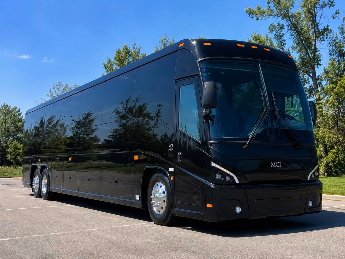 charter buses for glendale school groups visiting phoenix area museums and science centers